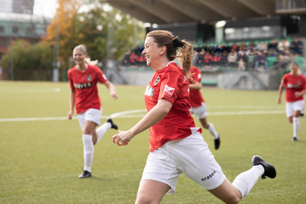 何选择霍尔 何选择霍尔