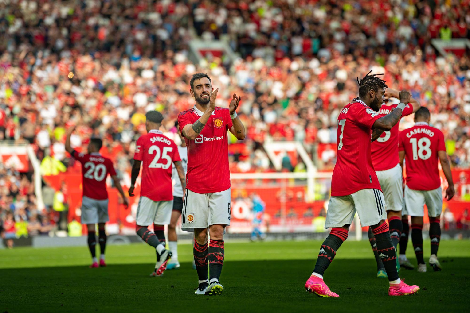 林书豪晒合照感谢姚明：他为亚洲球员闯出一条路.